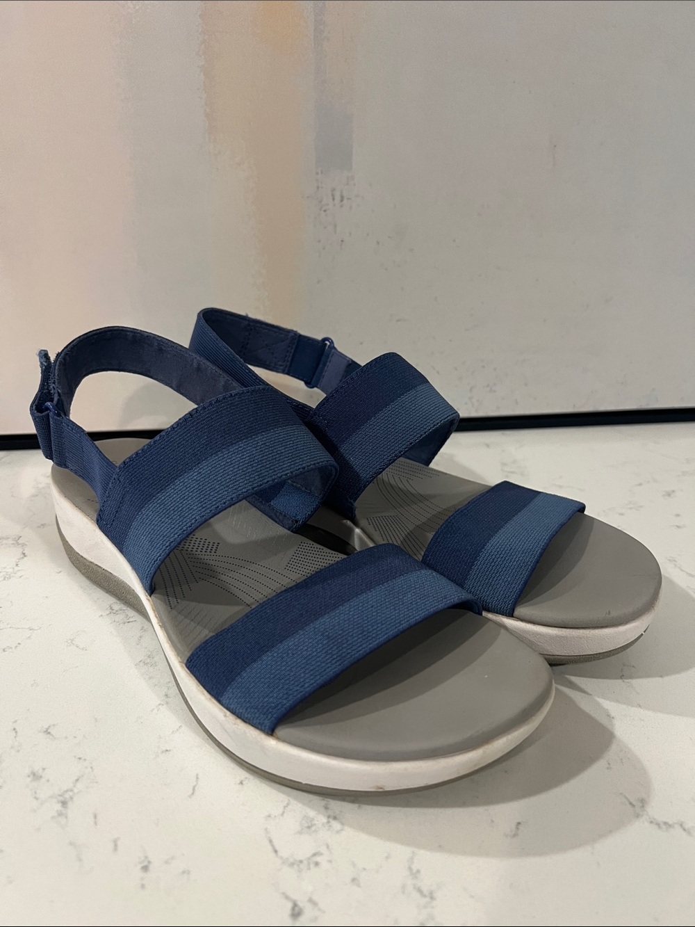 Clarks Women's Arla Jacory Wedge Sandal Size 8.5 - Picture 2 of 16